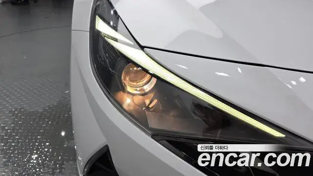Hyundai The New Avante Hybrid 2022 — ფოტო 26/30