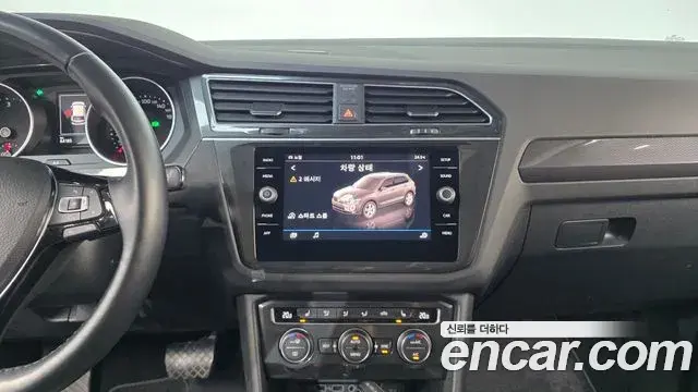 Volkswagen Tiguan 2018 — Фото 14/20