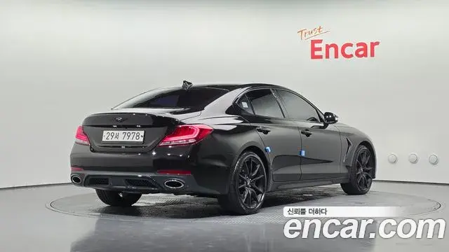Genesis G70 2018 — Photo 11/20