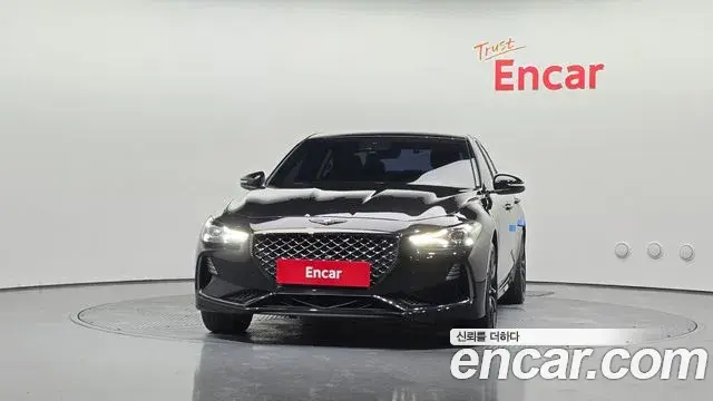 Genesis G70 2018 — Photo 8/20