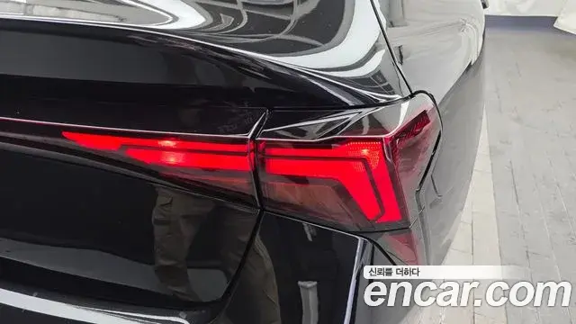 Kia K5 2024 — Şəkil 10/30