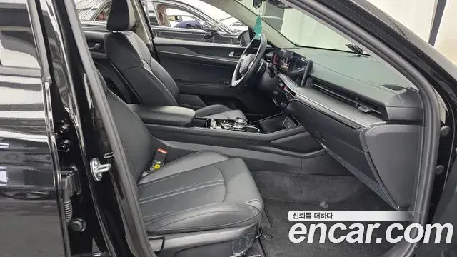 Kia K5 2024 — Şəkil 29/30