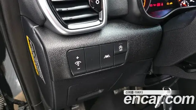 Kia Sportage The Bold 2018 — Photo 2/31