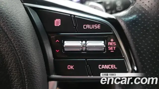 Kia Sportage The Bold 2018 — Photo 10/31