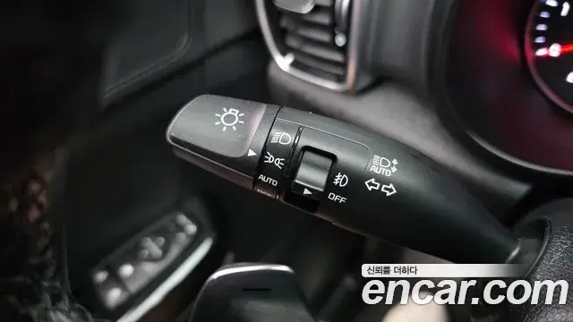 Kia Sportage The Bold 2018 — Photo 7/31