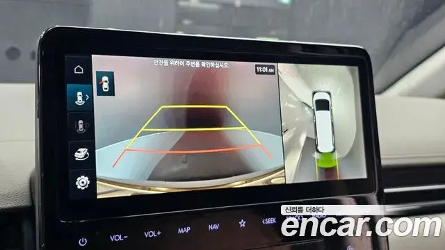 Hyundai Staria 2024 — Фото 14/20