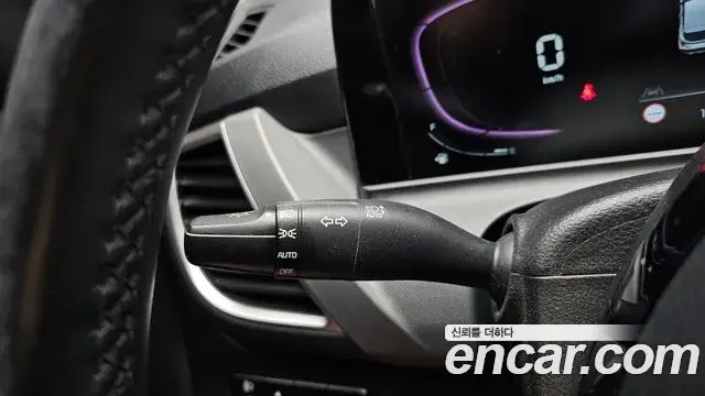 Kia Seltos 2023 — Photo 16/20