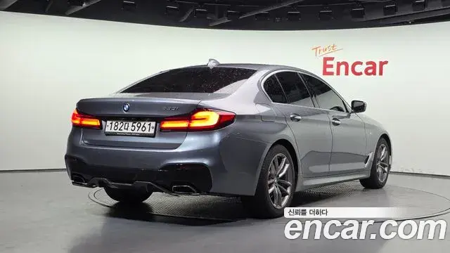 BMW 5 Series 2018 — Şəkil 6/20
