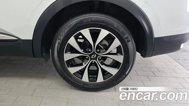 Renault Samsung XM3 2022 — ფოტო 8/29
