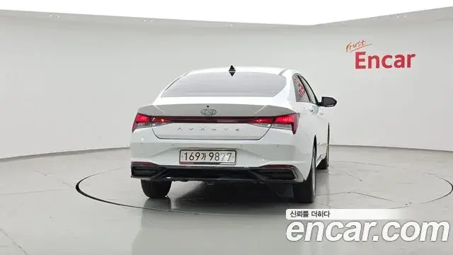 Hyundai Avante 2020 — Фото 4/20