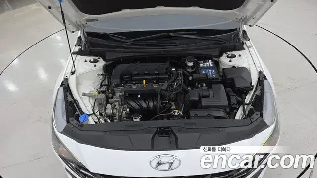 Hyundai Avante 2020 — Фото 6/20