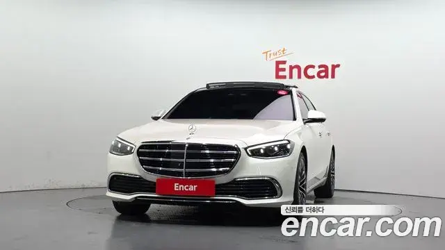 Mercedes-Benz S-Class 2022 — ფოტო 17/35