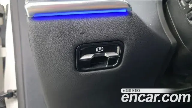 Mercedes-Benz S-Class 2022 — ფოტო 34/35