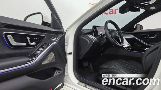 Mercedes-Benz S-Class 2022 — ფოტო 31/35