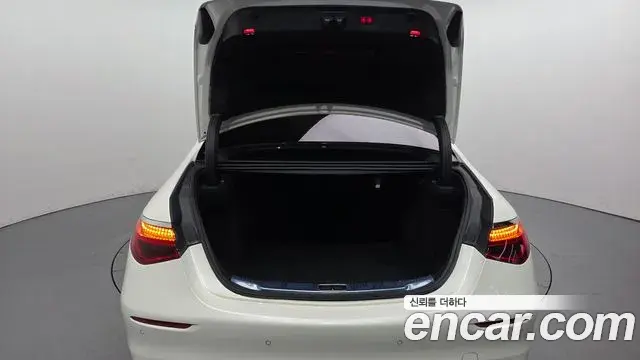 Mercedes-Benz S-Class 2022 — ფოტო 13/35