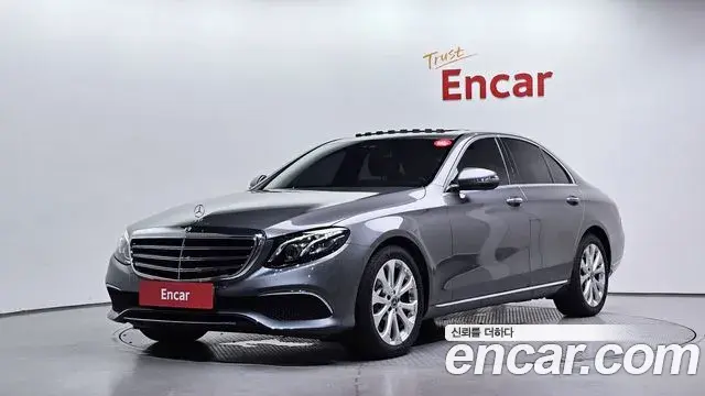 Mercedes-Benz E-Class 2019 — Фото 9/20