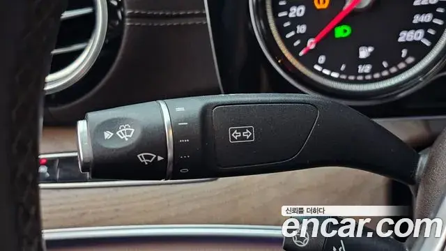 Mercedes-Benz E-Class 2019 — Фото 18/20