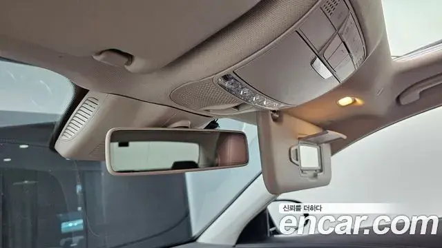 Mercedes-Benz E-Class 2019 — Şəkil 23/32