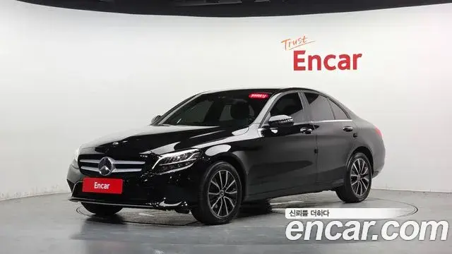 Mercedes-Benz C-Class 2019 — Photo 11/31