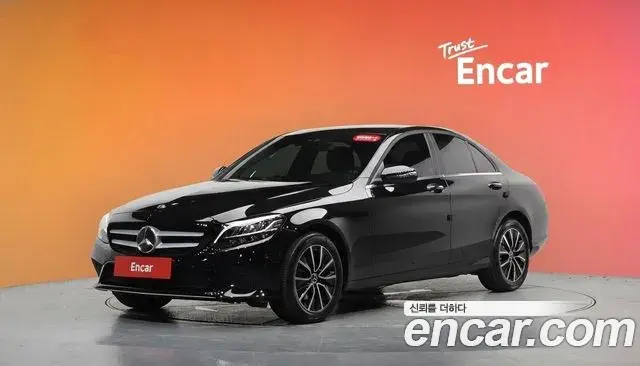 Mercedes-Benz C-Class 2019 — Photo 16/31