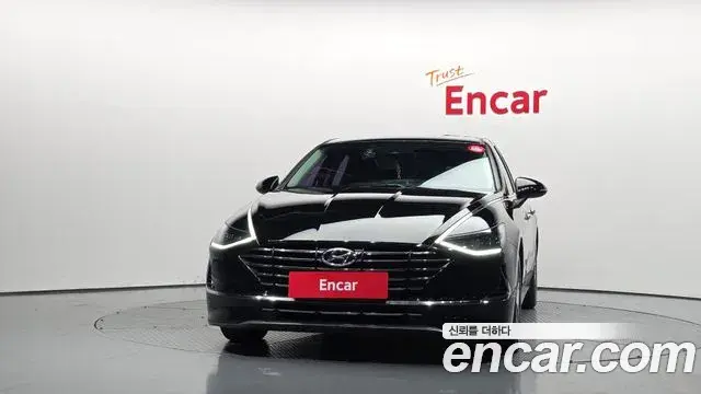 Hyundai Sonata 2019 — Фото 3/20