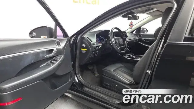 Hyundai Sonata 2019 — Фото 10/20