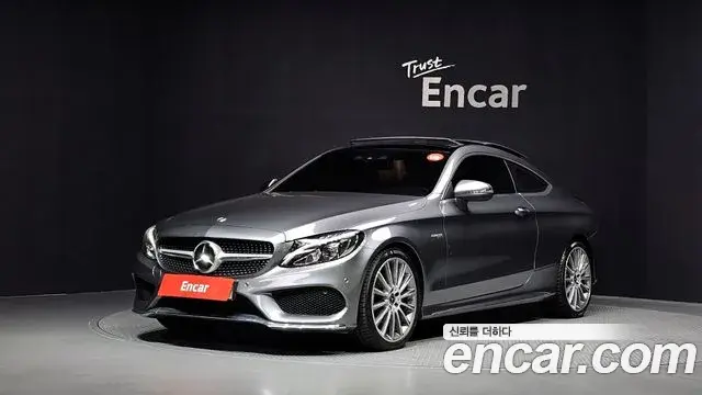 Mercedes-Benz C-Class 2018 — Photo 21/33