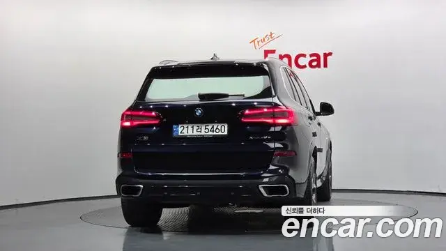 BMW X5 2021 — Şəkil 10/20