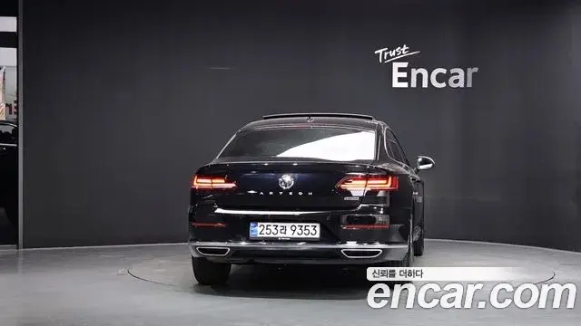 Volkswagen Arteon 2020 — Şəkil 21/35