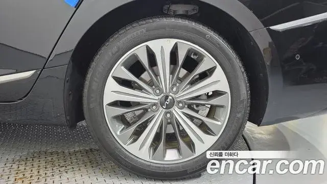 Kia K8 2024 — Şəkil 3/30