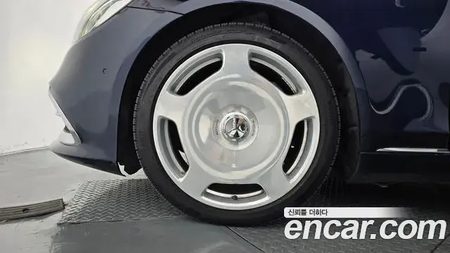 Mercedes-Benz S-Class 2018 — Şəkil 18/20
