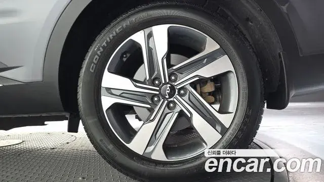 Kia Sorento 2022 — Photo 13/41
