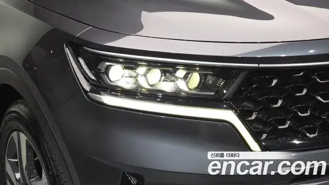 Kia Sorento 2022 — Photo 19/41