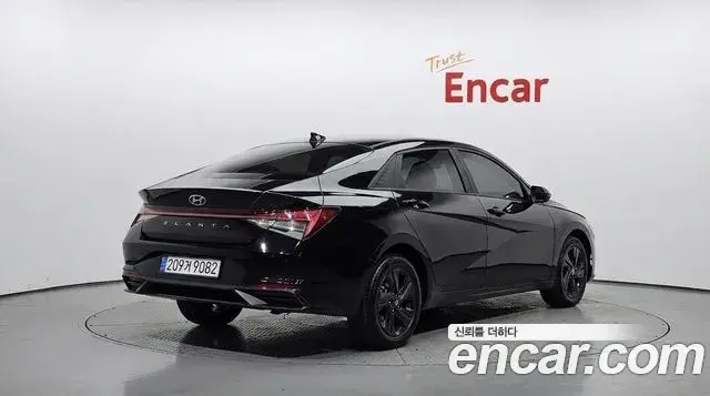 Hyundai The New Avante Hybrid 2023 — Photo 6/20