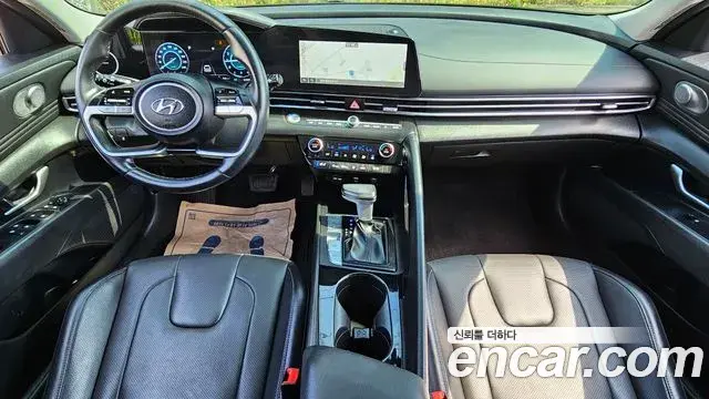 Hyundai The New Avante Hybrid 2023 — Photo 5/20