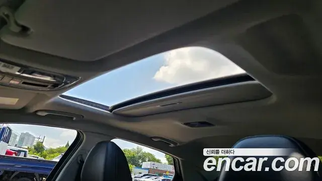 Hyundai The New Avante Hybrid 2023 — Photo 17/20