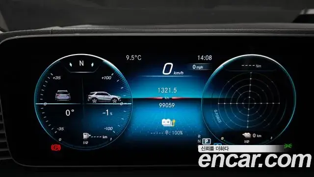 Mercedes-Benz GLE-Class 2021 — Фото 8/20