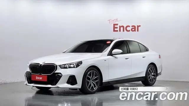 BMW 5 Series 2024 — Şəkil 20/20