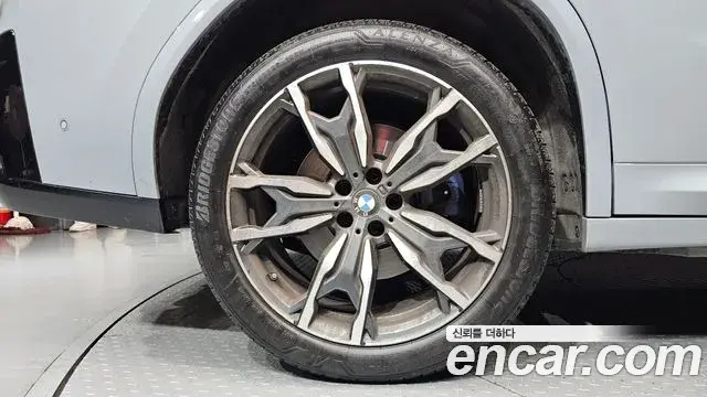 BMW X4 2024 — ფოტო 8/35