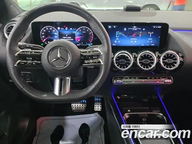 Mercedes-Benz GLA-Class 2025 — Фото 6/18