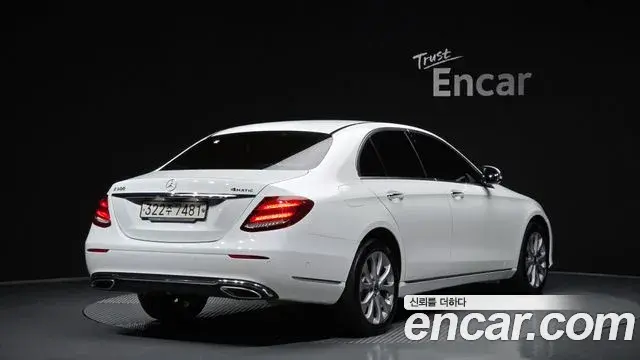 Mercedes-Benz E-Class 2018 — Фото 2/20