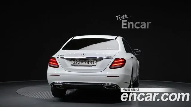 Mercedes-Benz E-Class 2018 — Фото 4/20