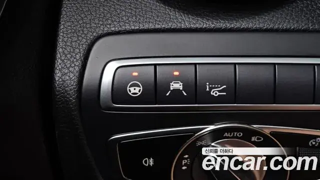 Mercedes-Benz C-Class 2020 — ფოტო 15/35