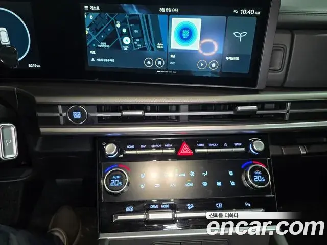 Hyundai Santa Fe 2026 — Photo 13/18