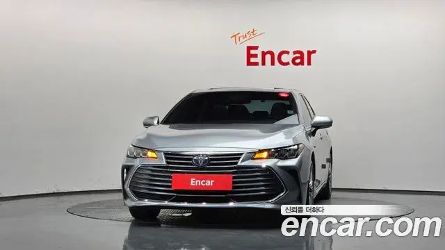 Toyota Avalon 2019 — Şəkil 2/30