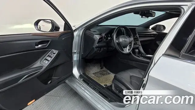 Toyota Avalon 2019 — Şəkil 10/30