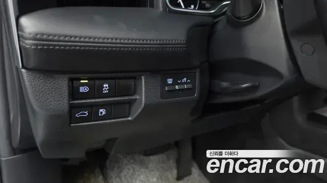 Toyota Avalon 2019 — Şəkil 7/30
