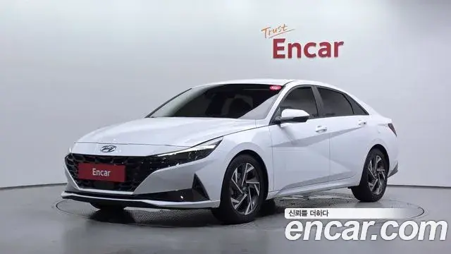Hyundai The New Avante Hybrid 2021 — ფოტო 9/30