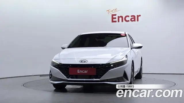 Hyundai The New Avante Hybrid 2021 — ფოტო 10/30