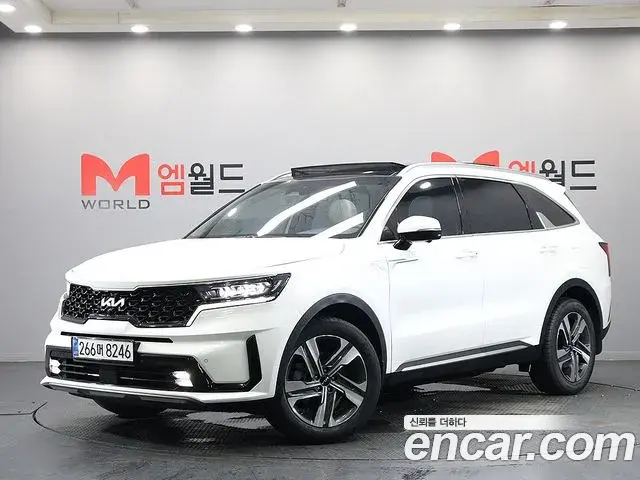 Kia Sorento 2023 — Photo 2/20